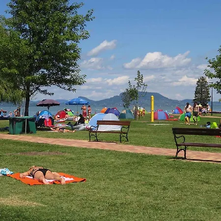 In 19196 * Balatonmáriafürdő